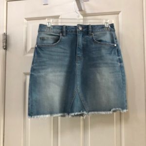 Cute jean skirt Size: S